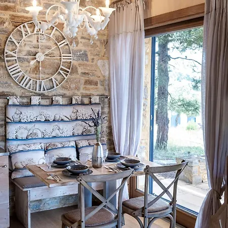 Nous Village 2 * Алики