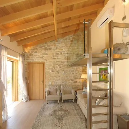 Nous Village 2 Вилла